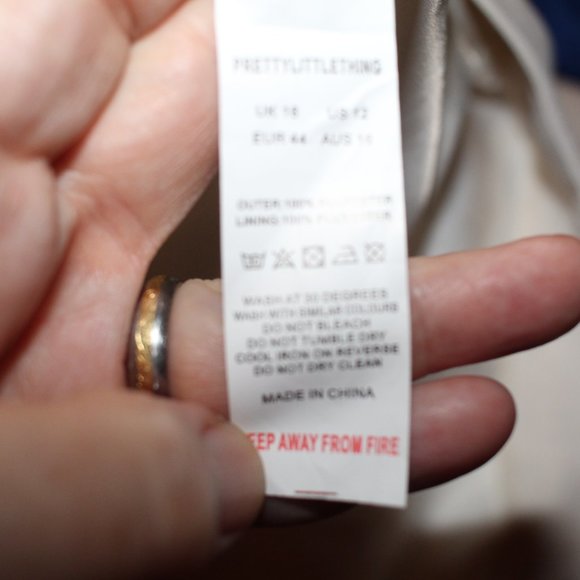 Pretty Little Thing Cream Tailored Trousers Size 12 NWT - Picture 13 of 15